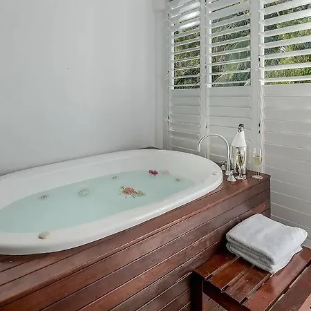 Beach Club Palm Cove Serenity Wing 3 Bed Penthouse Exterior photo